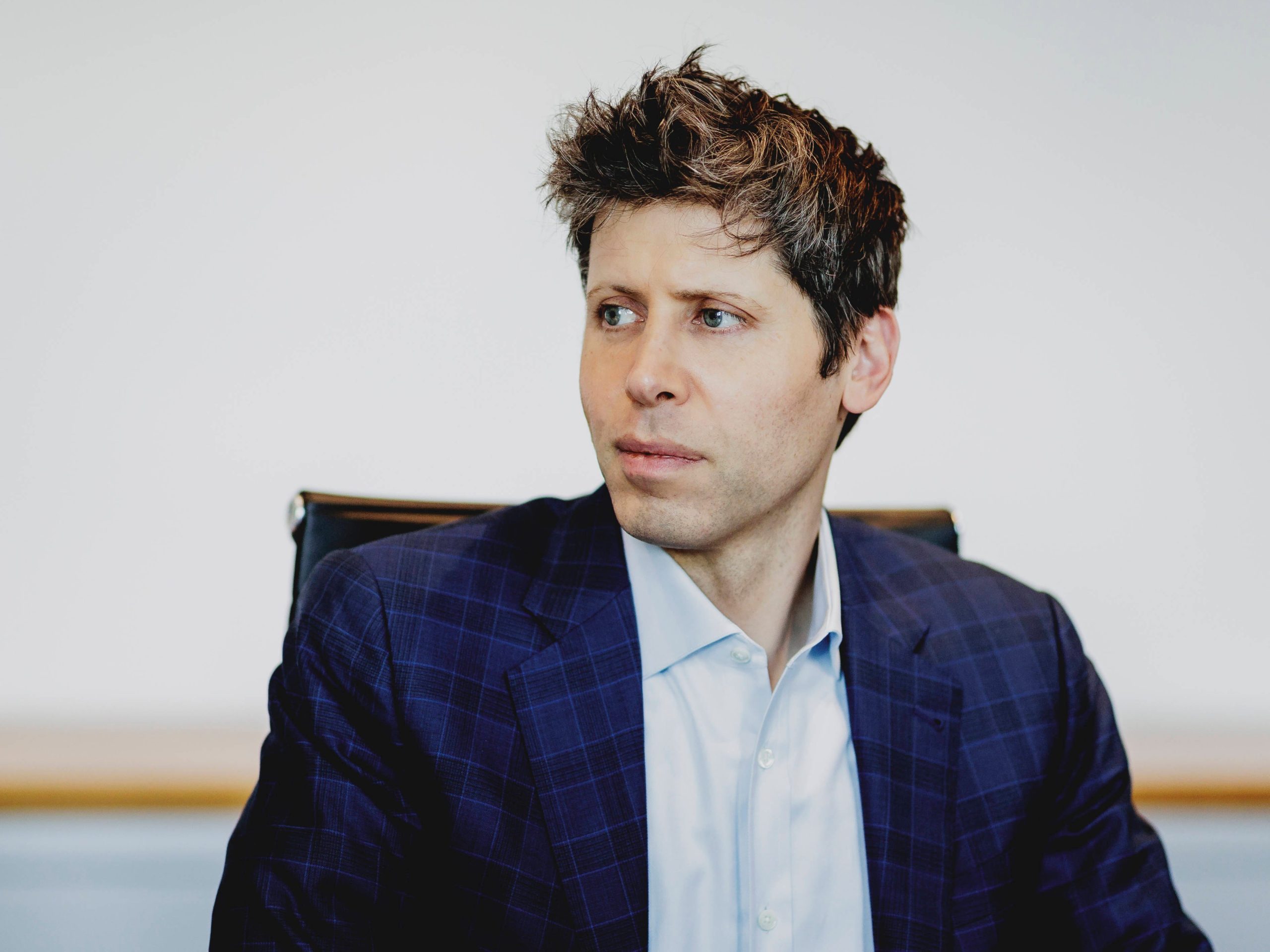 openai-baru-saja-memberi-amd-dorongan-besar-di-ai-chip-wars