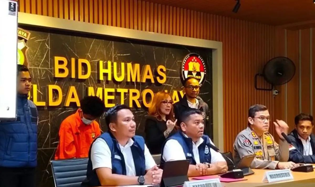 sindir-mbg,-akun-bjorka-di-sosial-media-kembali-aktif!-siapa-yang-di-tangkap-polisi?