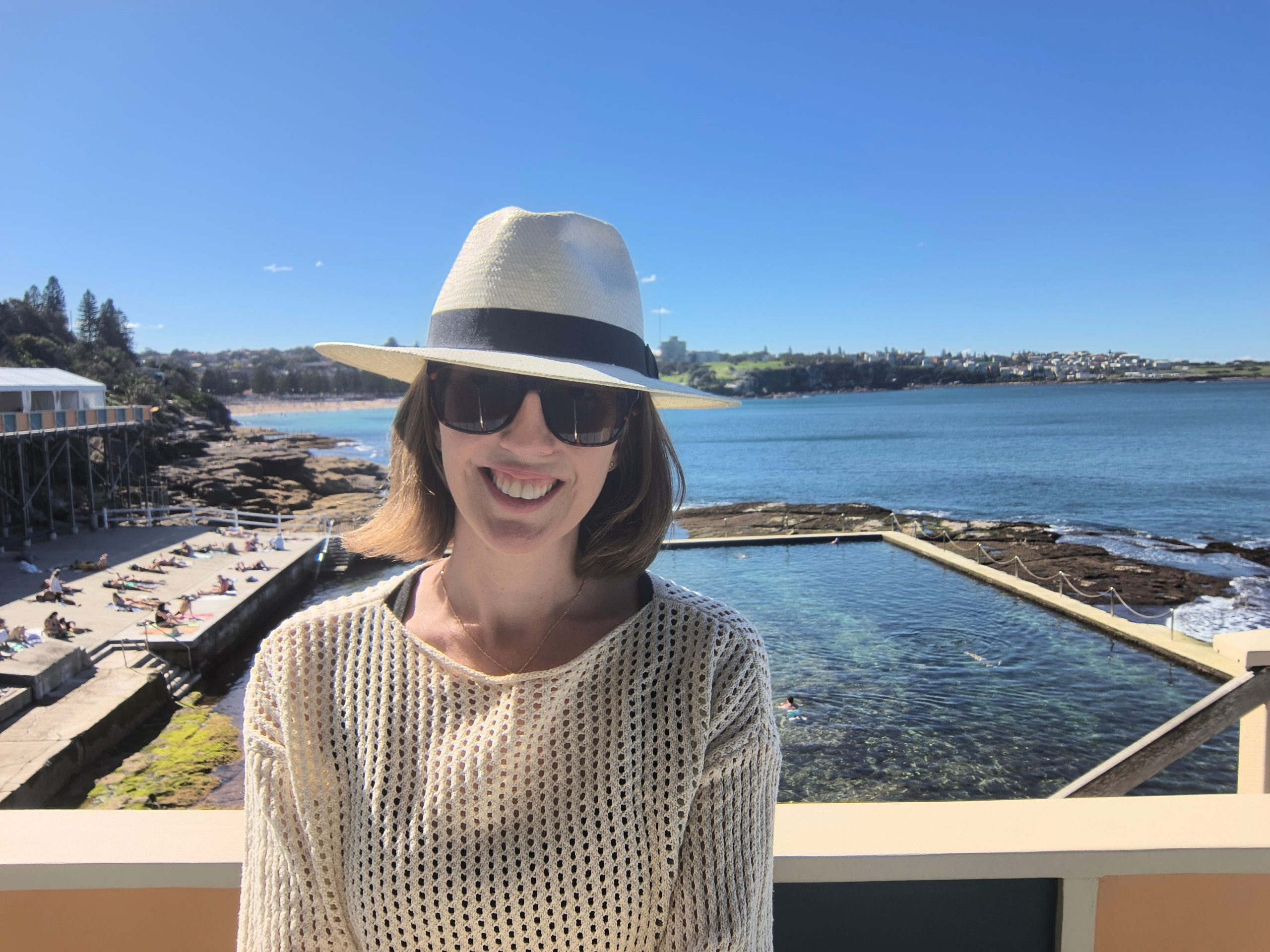 ya,-pantai-kami-terkenal,-namun-keluarga-yang-mengunjungi-australia-sebaiknya-berenang-di-salah-satu-kolam-laut-kami-ini-adalah-favorit-saya.