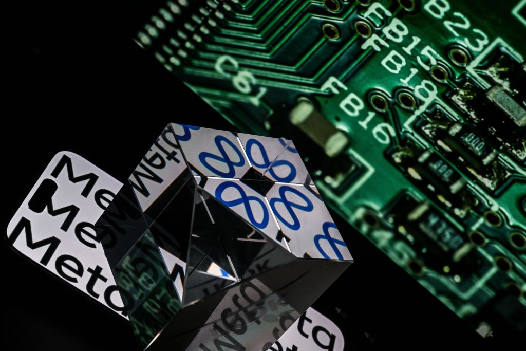 meta-memberitahu-pekerja-metaverse-nya-untuk-menggunakan-ai-untuk-‘menjadi-5x-lebih-cepat’