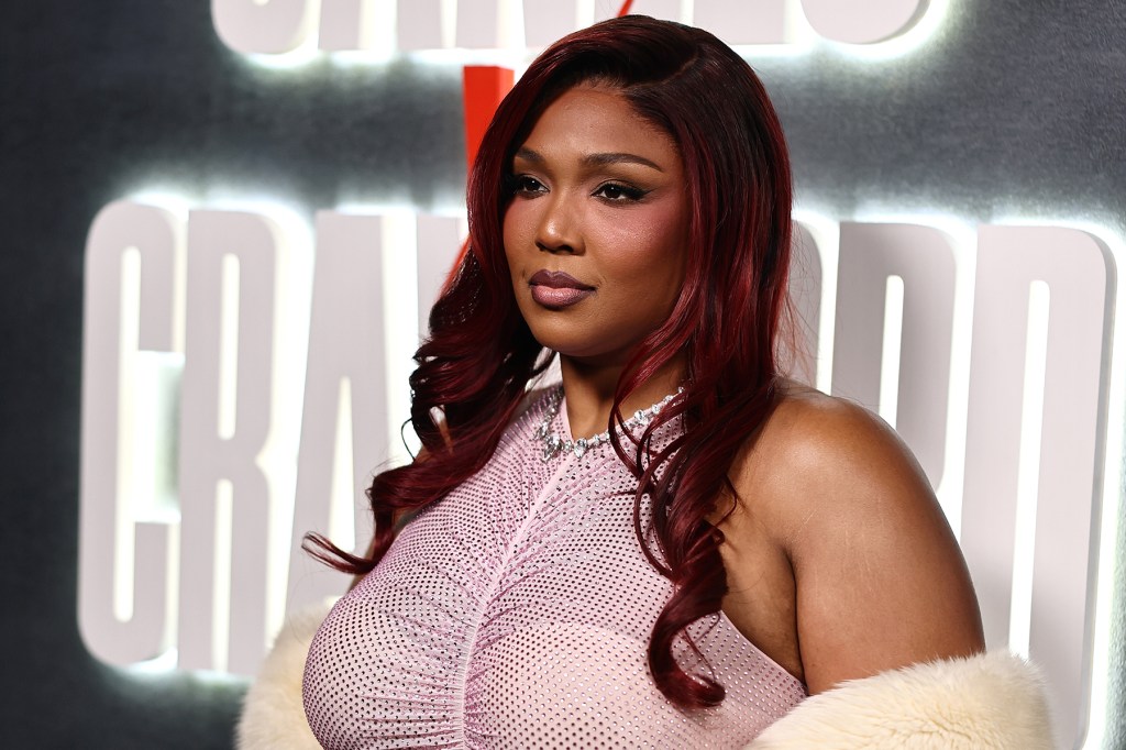 lizzo-digugat-atas-cuplikan-lagu-tiktok-yang-memicu-kontroversi-sydney-sweeney-jeans