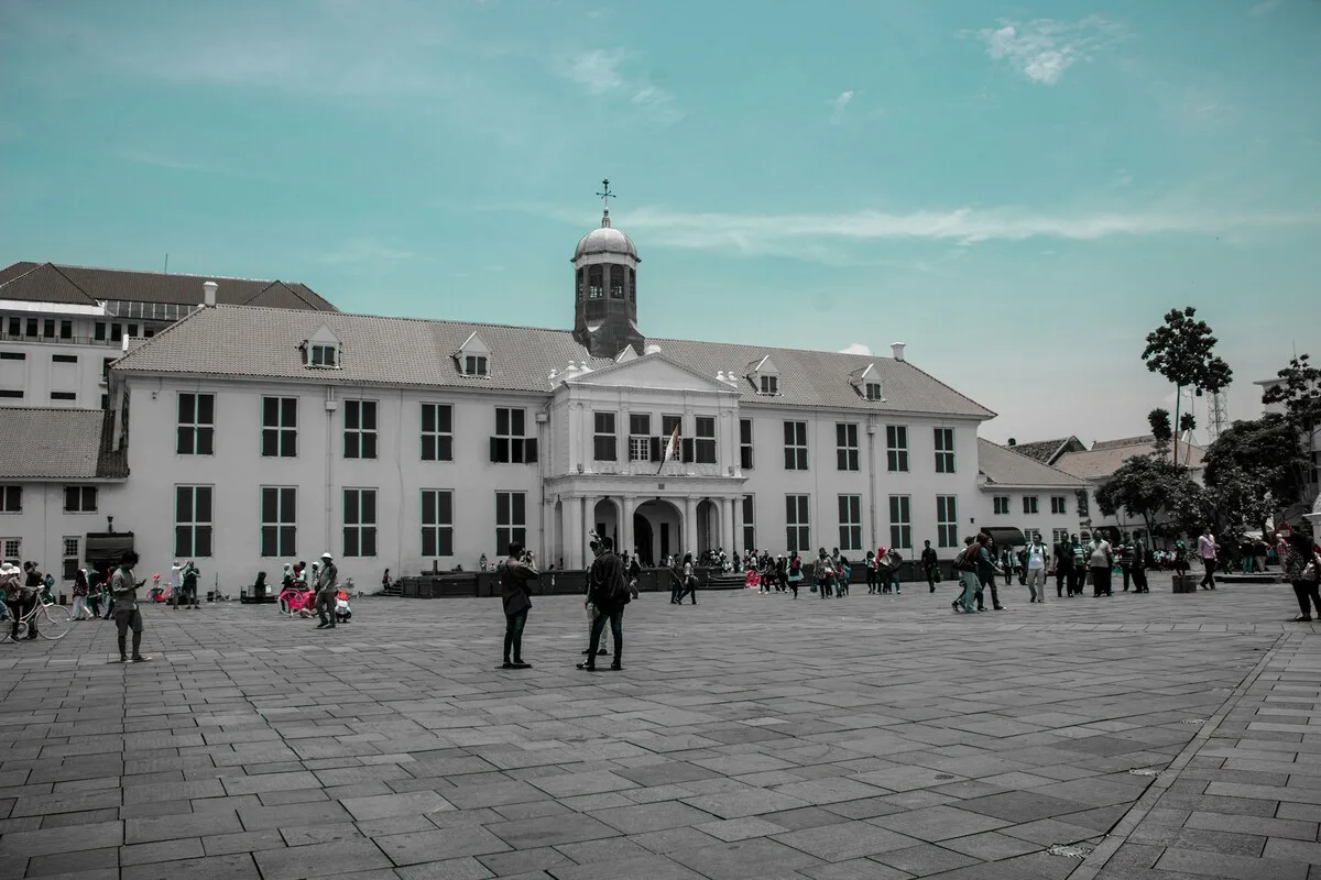 12-kegiatan-seru-yang-bisa-kamu-lakukan-di-kota-tua-jakarta