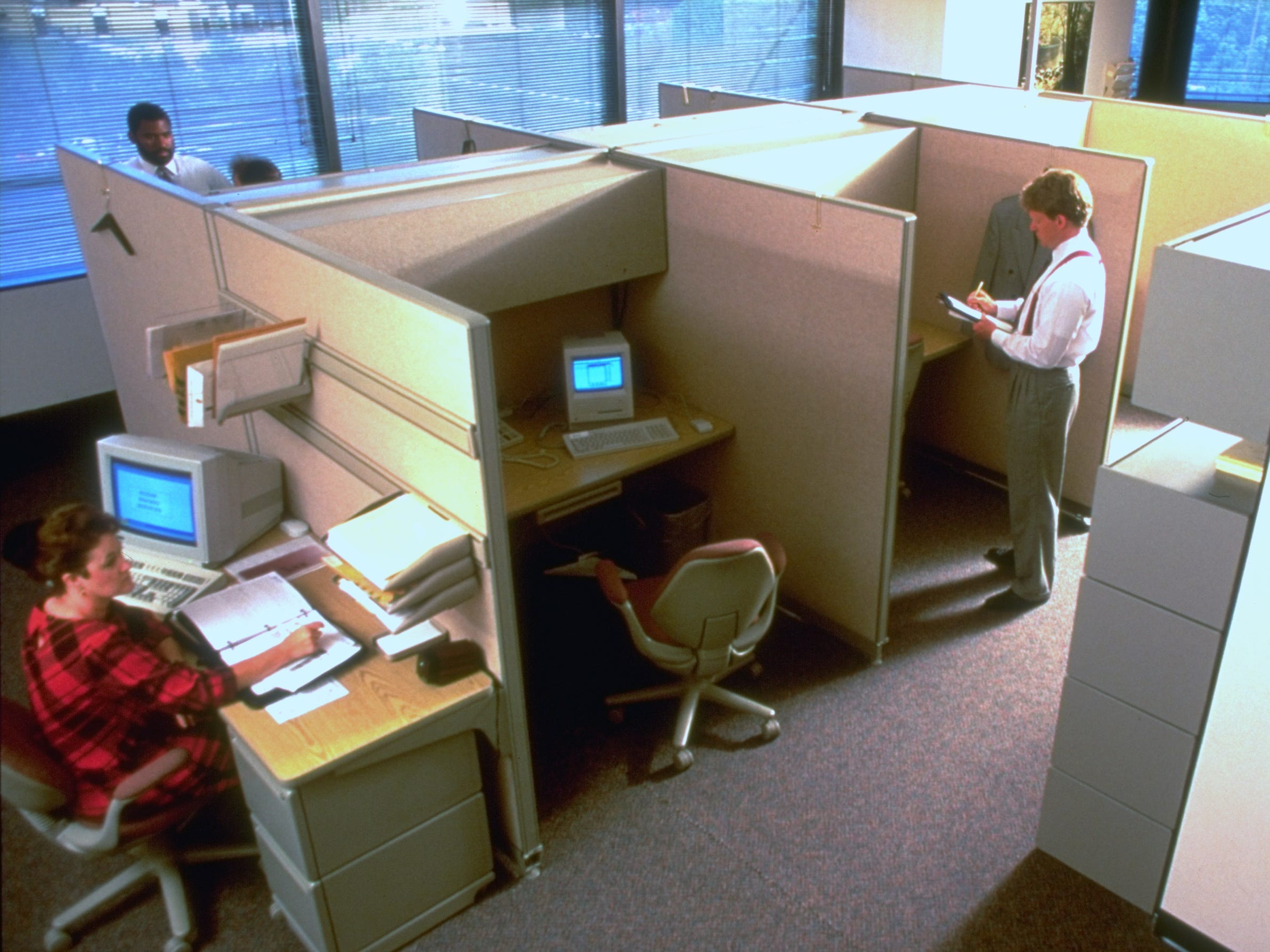 foto-foto-vintage-kantor-menunjukkan-bagaimana-tempat-kerja-telah-berubah