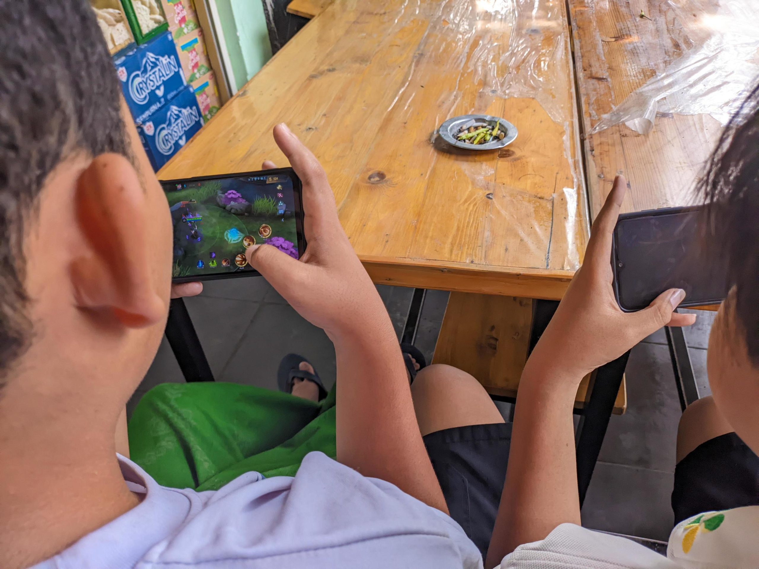 indonesia-pecahkan-rekor!-durasi-main-game-mobile-terlama-di-dunia