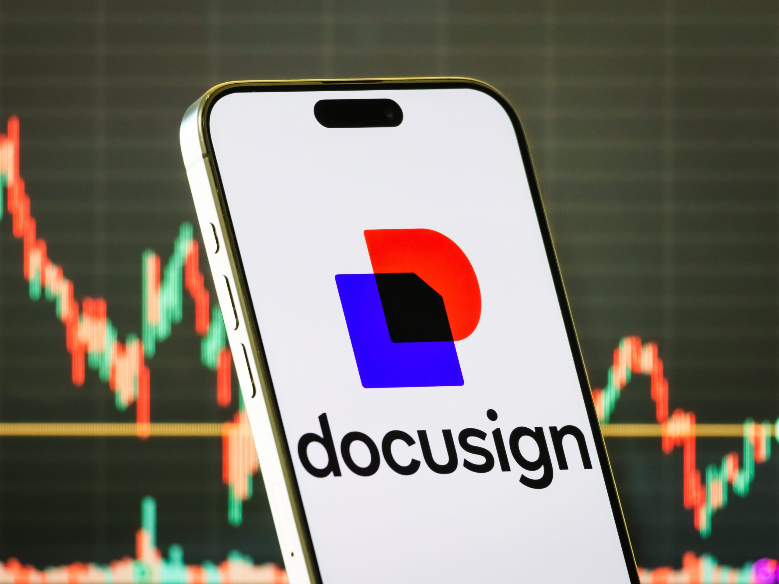 docusign-mencoba-bercinta,-bukan-perang,-dengan-openai