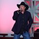 inside-the-machine:-garth-brooks-menguraikan-strategi,-suara-&-skala-comeback-di-livestream-baru