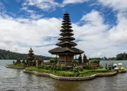 12 Wisata Religi di Bali yang Bikin Hati Tenang