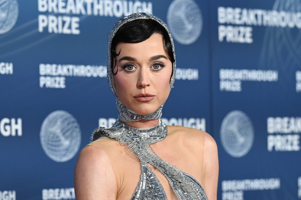 manajer-katy-perry-tampaknya-menaungi-wendy-di-tengah-laporan-penutupan-lokasi-secara-nasional