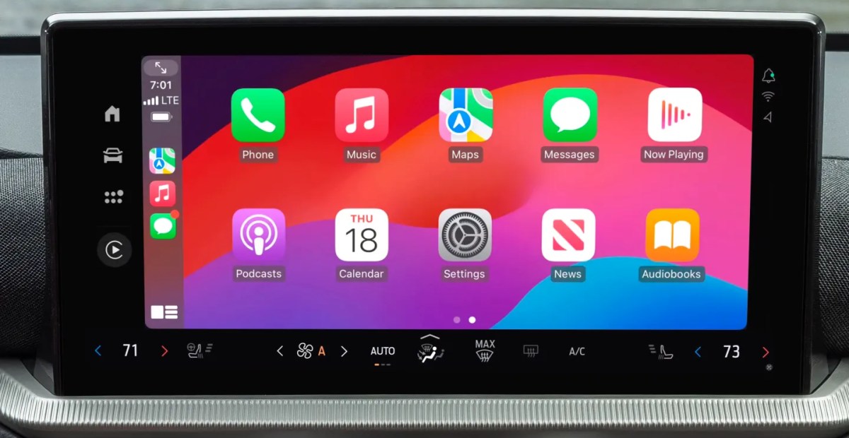 apakah-tesla-akhirnya-akan-menyerah-pada-apple-carplay?