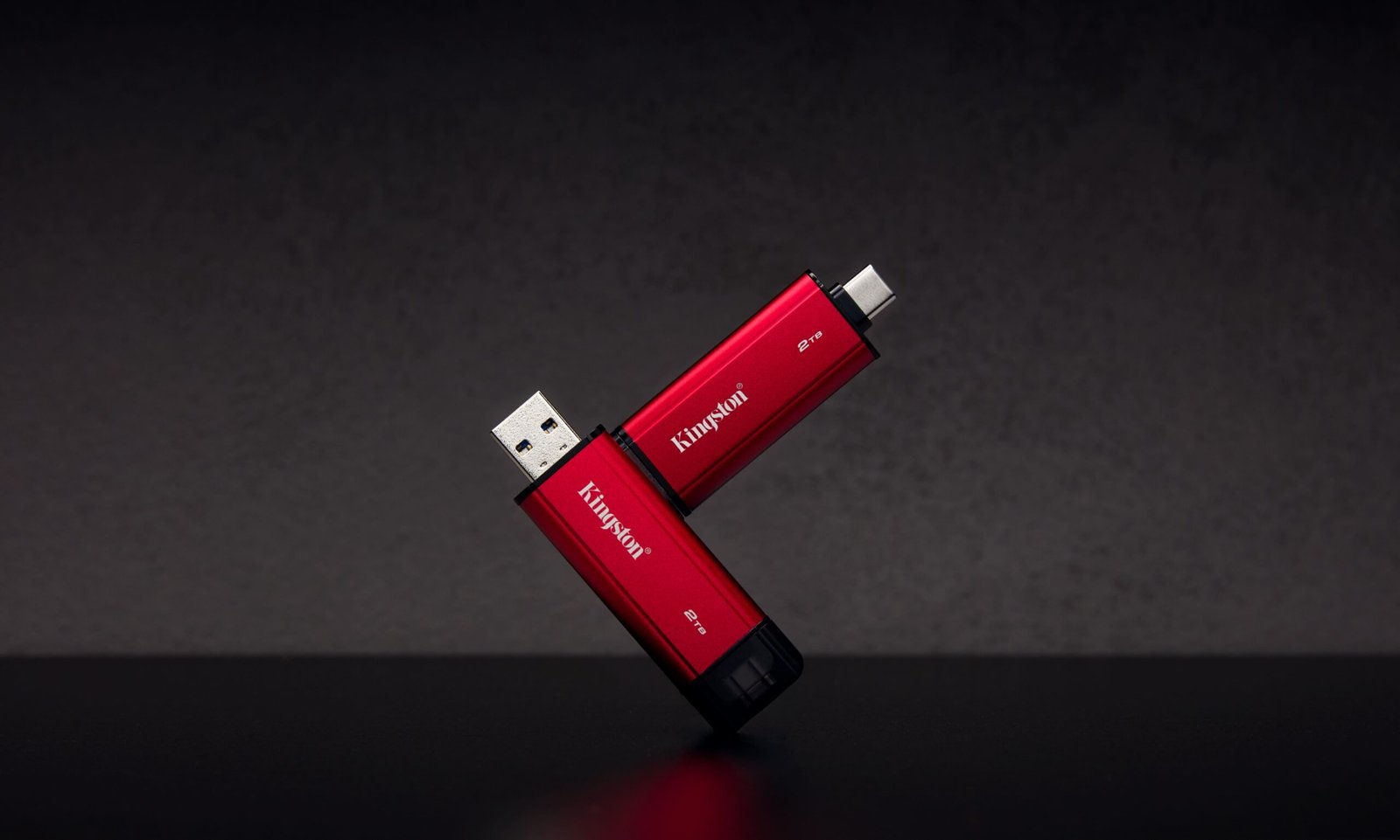 kingston-hadirkan-ssd-dual-portable-pertama-tanpa-kabel,-seperti-ini