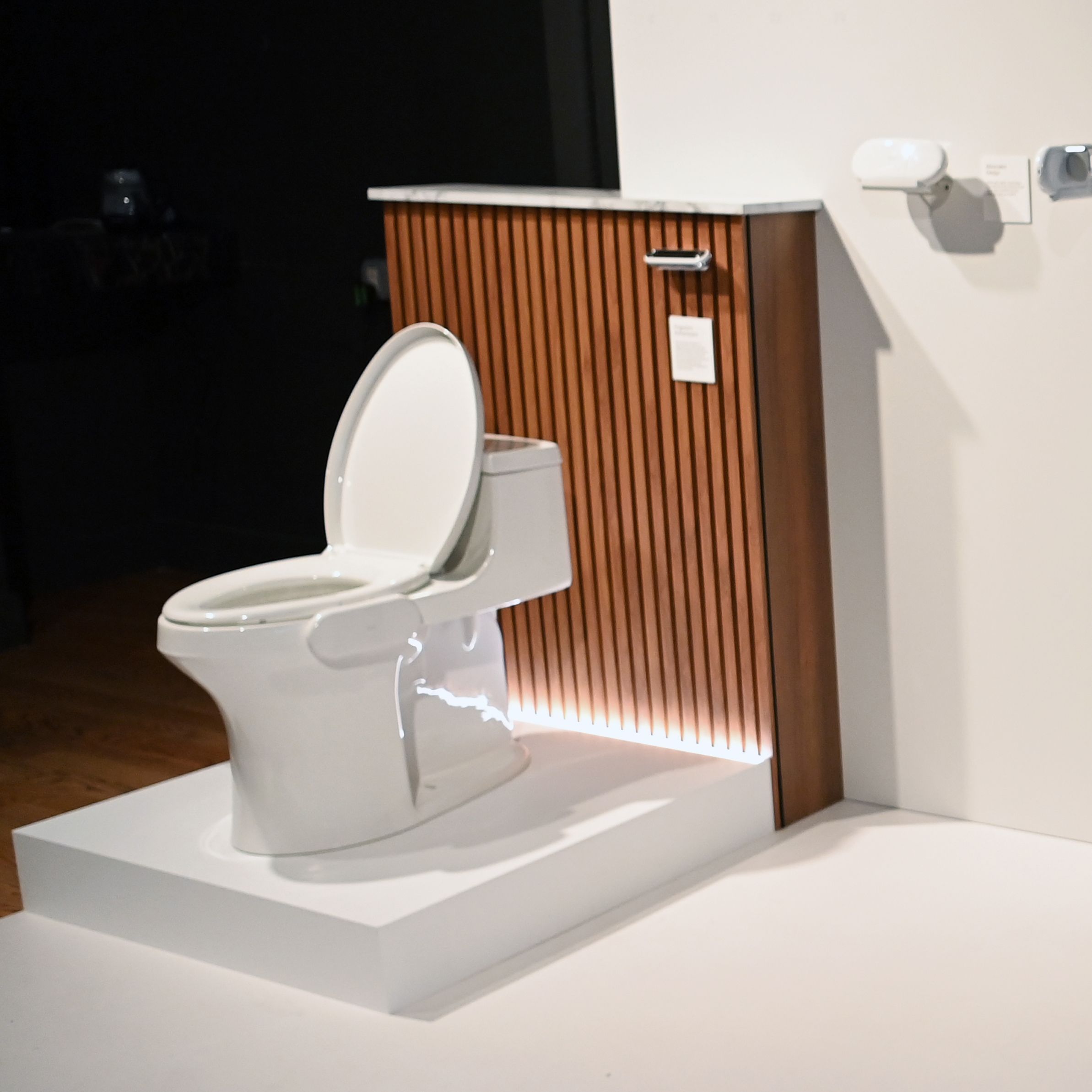 berita-keamanan-minggu-ini:-oh-sial,-kamera-toilet-kohler-tidak-benar-benar-terenkripsi-end-to-end
