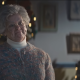 melissa-mccarthy-membawa-semangat-natal-terlalu-jauh-snl-sketsa