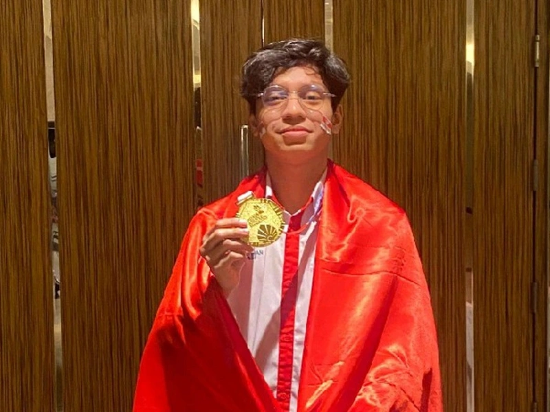 mahasiswa-indonesia-raih-emas-it-internasional,-kalahkan-jepang-&-korea