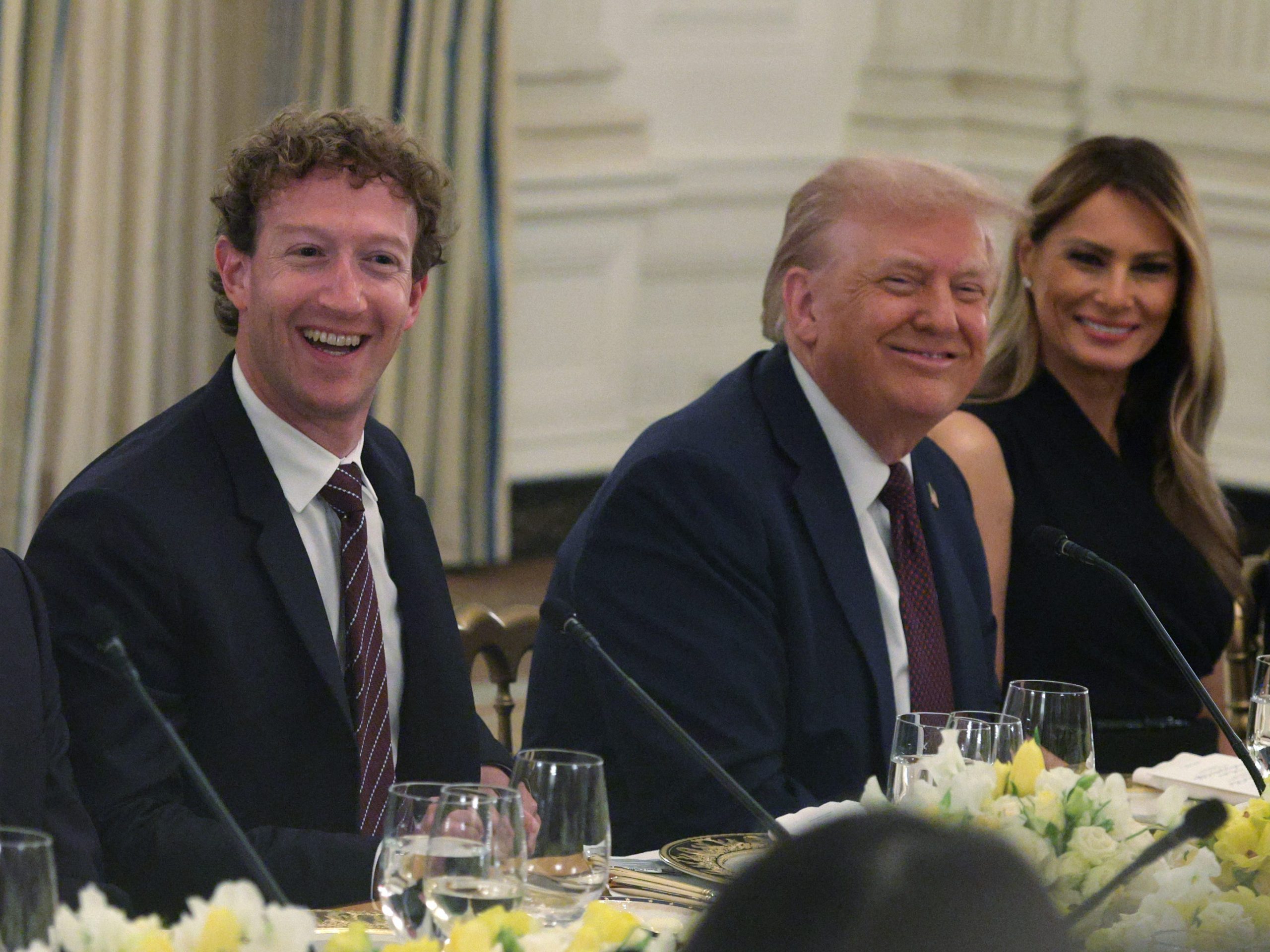 gedung-putih-meluncurkan-perekrutan-‘tech-force’-selama-2-tahun-untuk-sekitar-1000-pekerjaan-yang-akan-membayar-$130000-hingga-$195.000