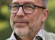 Jimmy Wales memercayai prosesnya