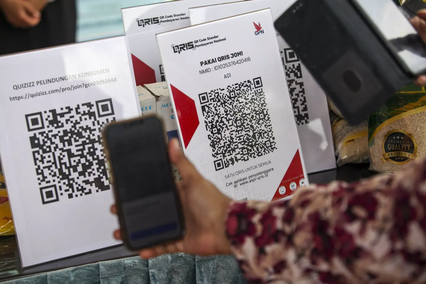 qris-mendunia:-inovasi-pembayaran-indonesia-bikin-negara-maju-panas-dingin