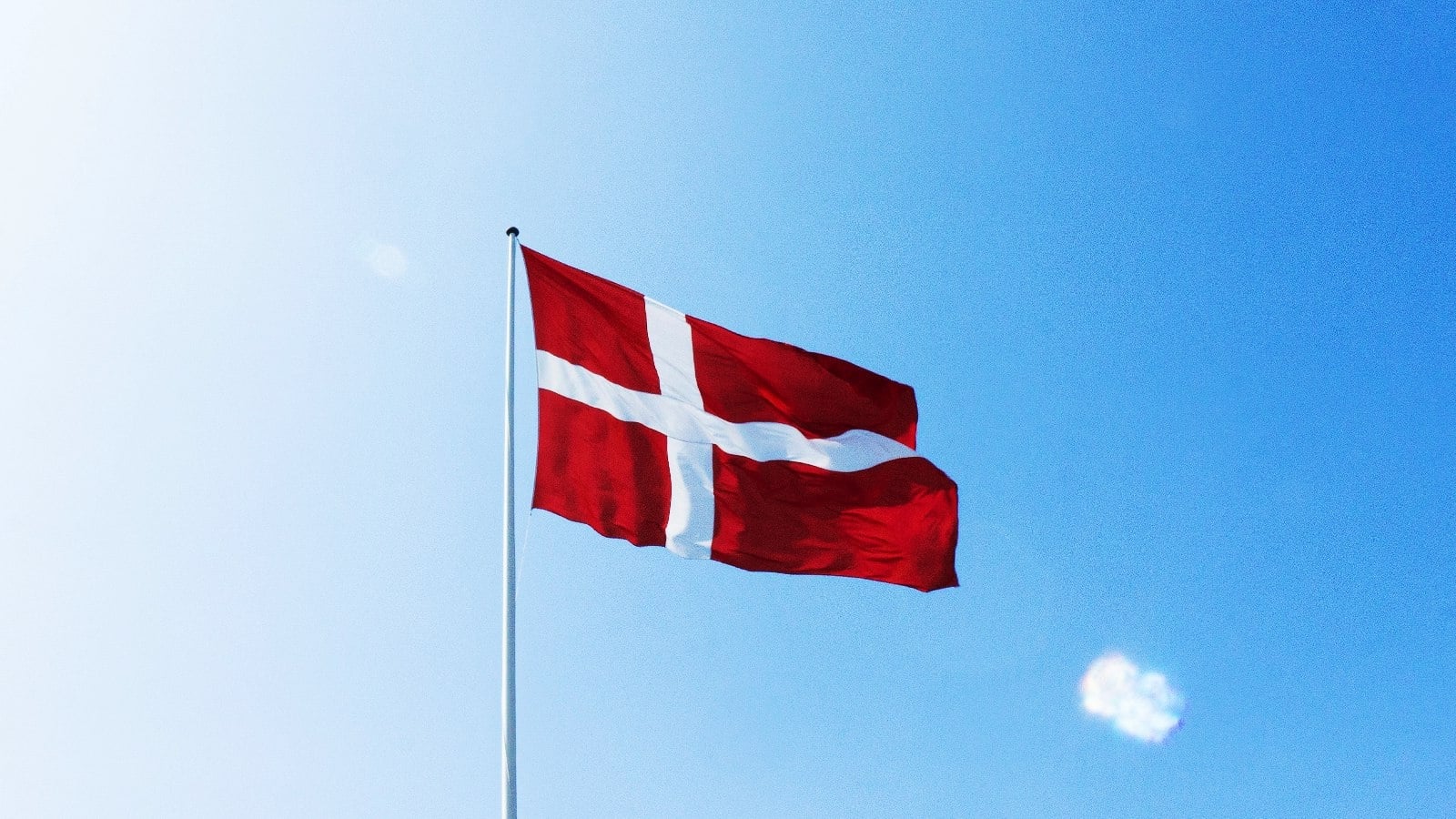 denmark-menyalahkan-rusia-atas-serangan-siber-yang-merusak-terhadap-perusahaan-air-minum
