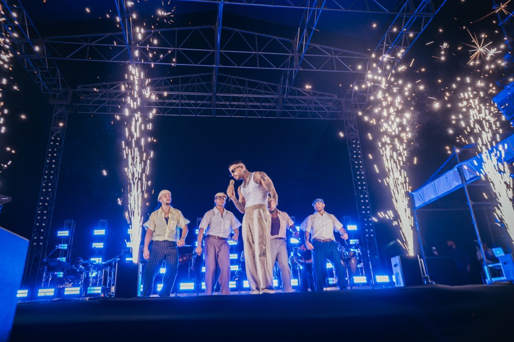 konser-gratis-rauw-alejandro-di-republik-dominika-&-momen-lebih-menggembirakan-dalam-musik-latin