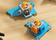 Anda dapat membelikan Xbox Ally Anda sepasang joystick anti-drift resmi