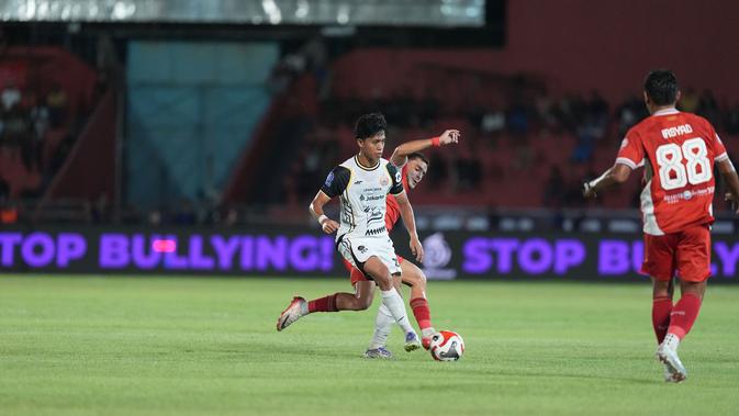 hasil-bri-super-league:-dua-kartu-merah-dan-gol-dianulir,-persija-gagal-salip-persib