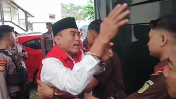 tokoh-aksi-rakyat-pati-di-sidang-perdana:-jangan-takut-kritik-penguasa