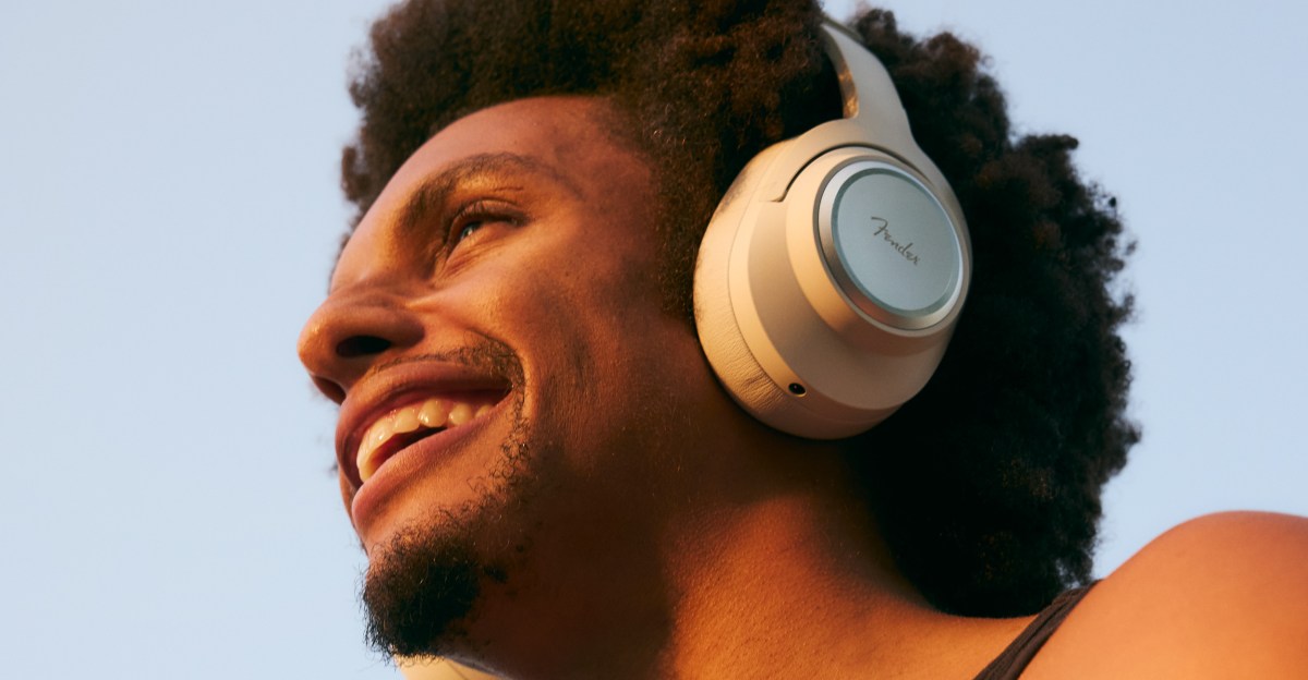 headphone-nirkabel-pertama-fender-memiliki-baterai-yang-tahan-lama-dan-dapat-diganti