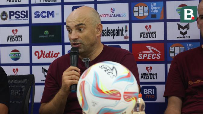 bernardo-tavares-kirim-kabar-dari-portugal,-siap-mulai-petualangan-di-persebaya