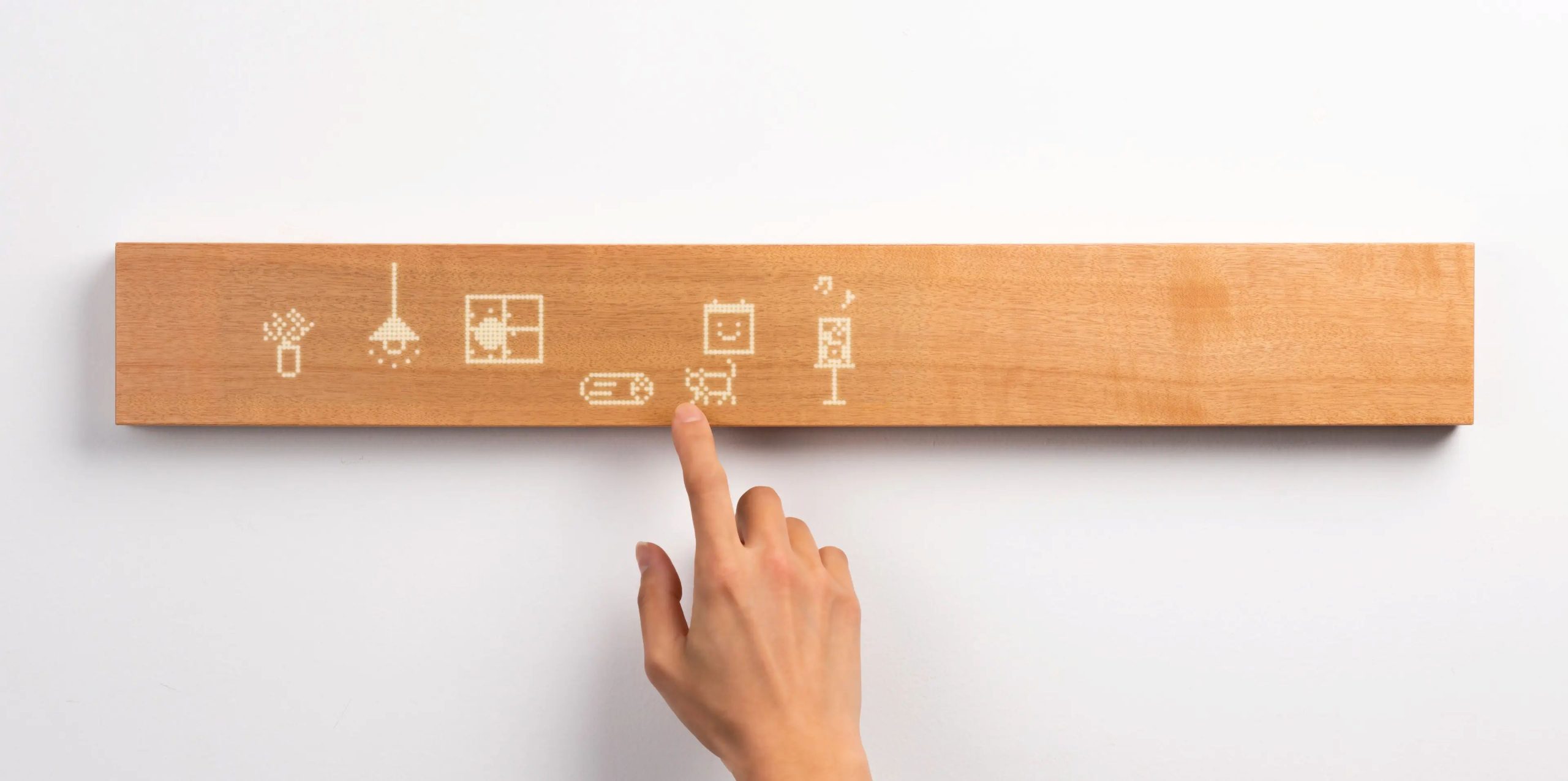 bukan-sekadar-kayu!-mui-board-ubah-papan-kayu-jadi-pengendali-smart-home!