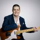 “fender-menunjuk-edward-‘bud’-cole-sebagai-ceo-baru”.