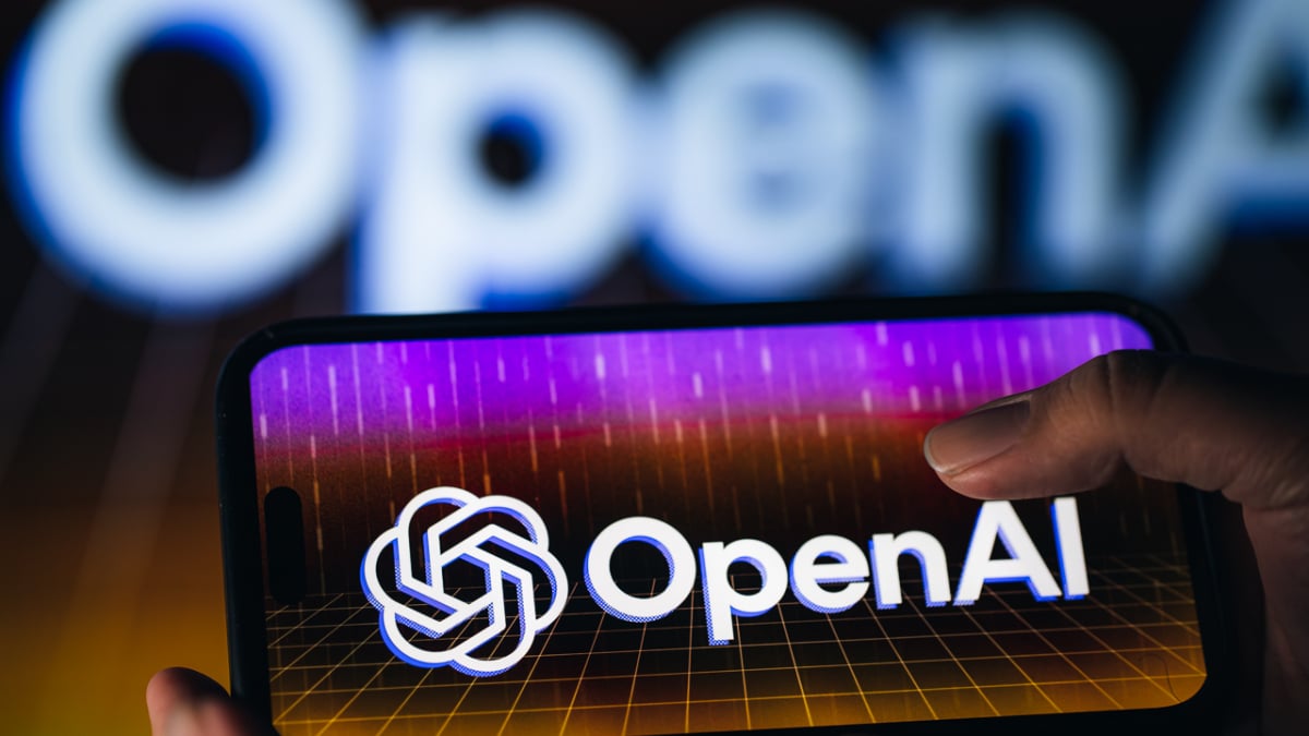openai-dilaporkan-segera-menguji-iklan-chatgpt