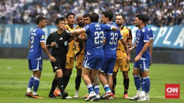 foto:-persib-sah-juara-paruh-musim-super-league