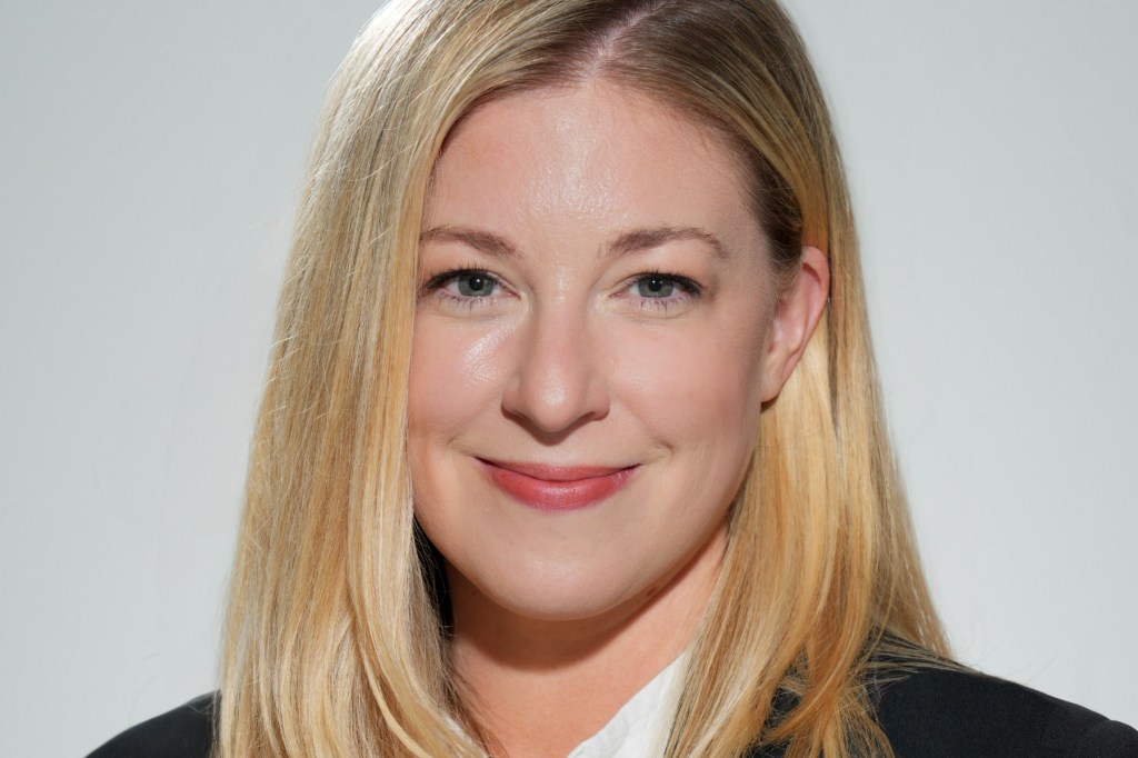 universal-music-menunjuk-veteran-ny-times-hannah-poferl-sebagai-chief-data-officer