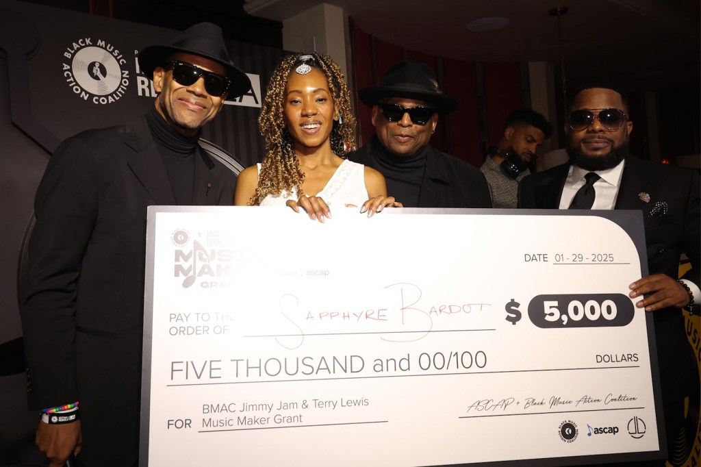 kelas-master-cardi-b,-panel-ai,-dan-makan-malam-jam-&-lewis:-bmac-slates-2026-grammy-week