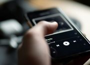 Cara Berbagi Musik Anda di Apple Music dan Spotify sebagai Artis Independen