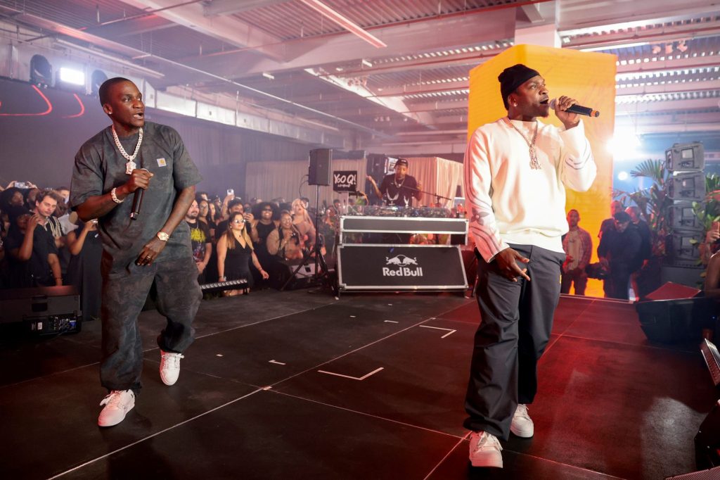 clipse-&-pharrell-williams-akan-membawakan-‘let-god-sort-em-out’-ke-panggung-grammy-2026″.