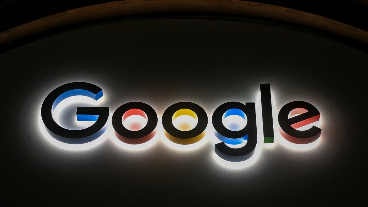 google-meluncurkan-fitur-me-meme-di-aplikasi-google-foto