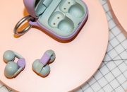 Headphone klip pertama Sony tidak terlalu tepat sasaran