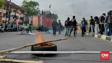 bupati-luwu-respons-aksi-blokade-jalur-trans-sulawesi-tuntut-pemekaran