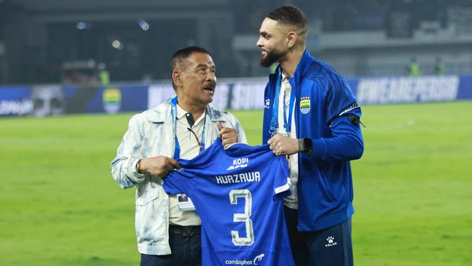 sejarah-nomor-punggung-3-di-persib-ada-yang-bersinar-dan-redup,-kini-digunakan-layvin-kurzawa