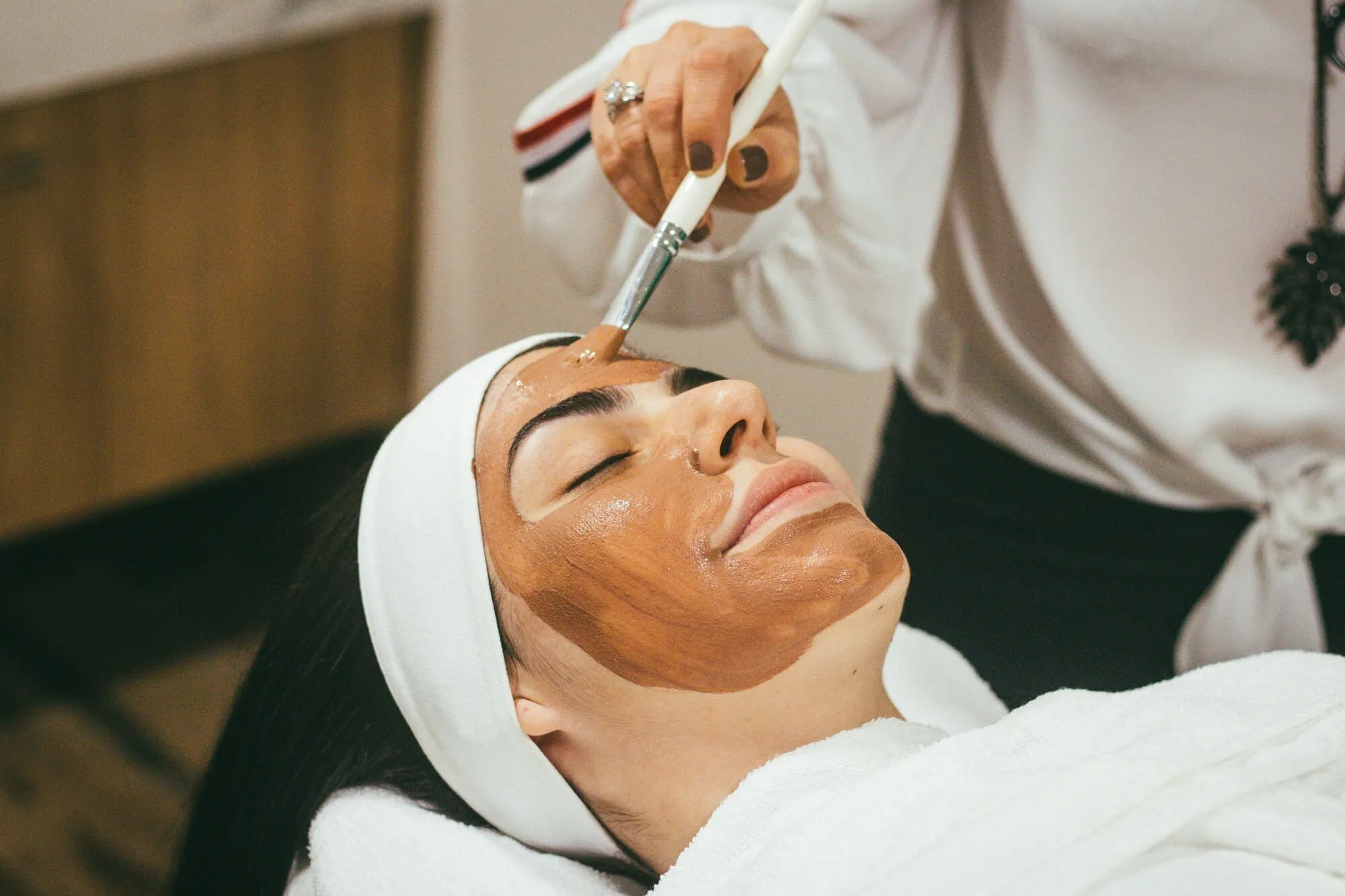 ingin-glowing-di-2026?-ini-klinik-kecantikan-terbaik-dengan-promo-kartu-kredit-dbs