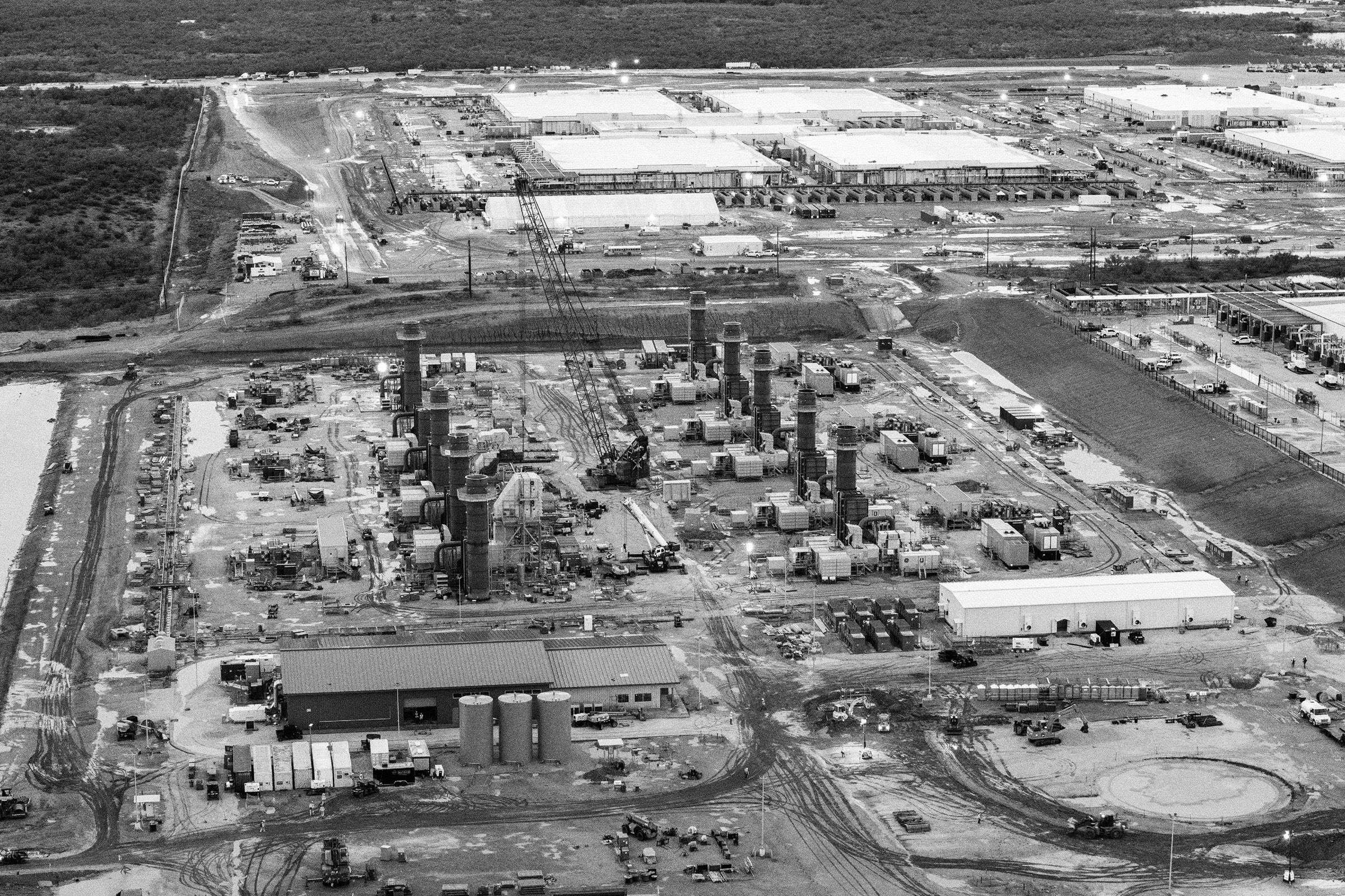 pusat-data-mendorong-ledakan-gas-as