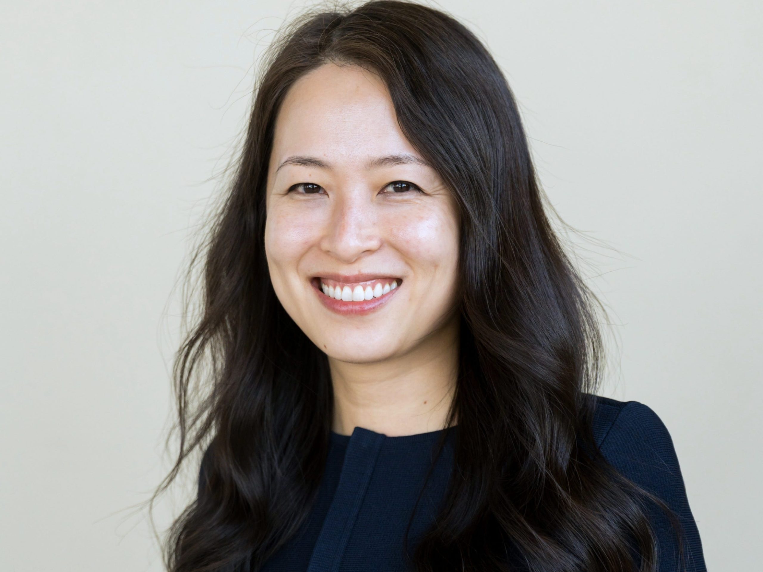 bankir-jpmorgan-ini-menjual-merek-perawatan-kulit-hailey-bieber-seharga-$1-miliar-begini-cara-dia-melihat-pemenang.