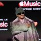 bad-bunny-jelang-super-bowl:-‘saya-hanya-orang-biasa-yang-membuat-musik’