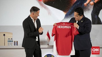 harmonisme-pssi:-john-herdman-jalan-jalan-eksplorasi-timnas-indonesia