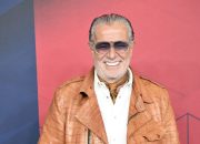 Bagaimana Jeff Hamilton Mengubah Jaket Pemenang Kontes 3 Poin NBA Menjadi ‘Piala’