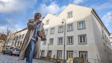 foto:-penampakan-rumah-masa-kecil-hitler-di-austria-jadi-kantor-polisi