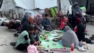 kala-warga-gaza-buka-puasa-di-reruntuhan-rumah-imbas-agresi-israel