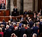 Bagaimana Pilihan Fesyen yang Berani Menarik Perhatian Negara Bagian