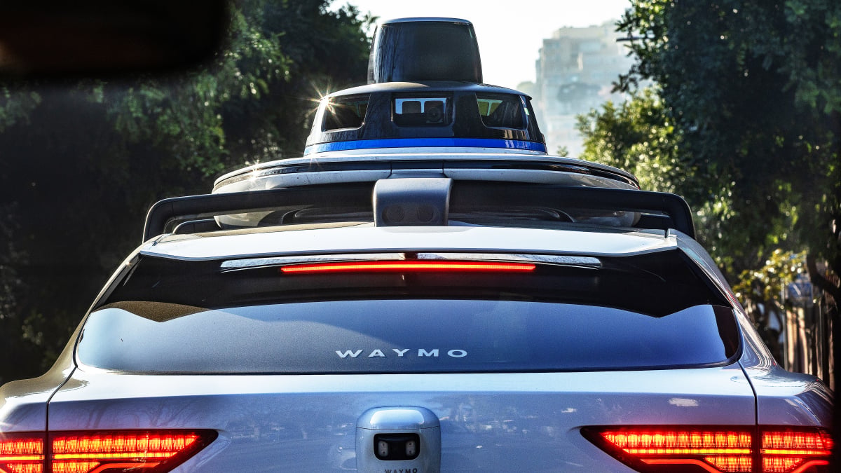 waymo-memperluas-test-drive-ke-chicago-dan-charlotte