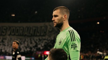 hasil-liga-belanda:-paes-buat-3-penyelamatan,-ajax-dihajar-groningen